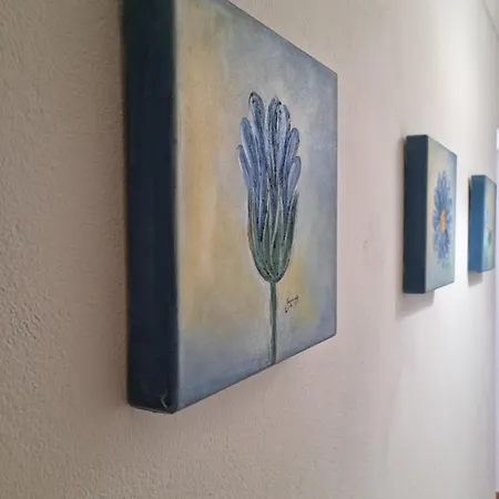 The Yellow House By Rosado Pensión Portimão