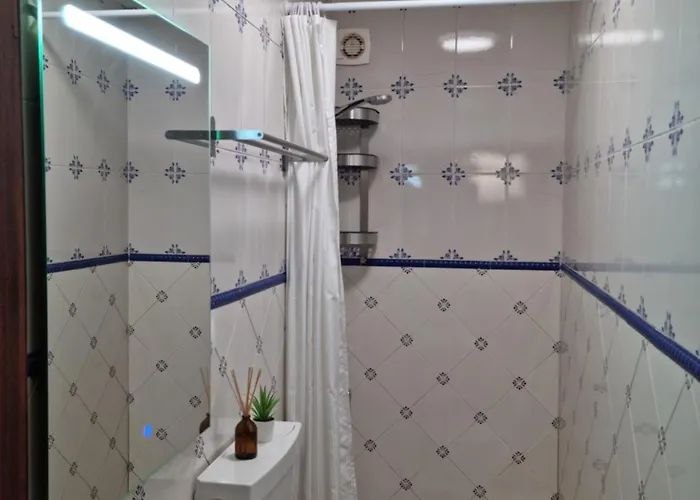 The Yellow House By Rosado Gasthuis